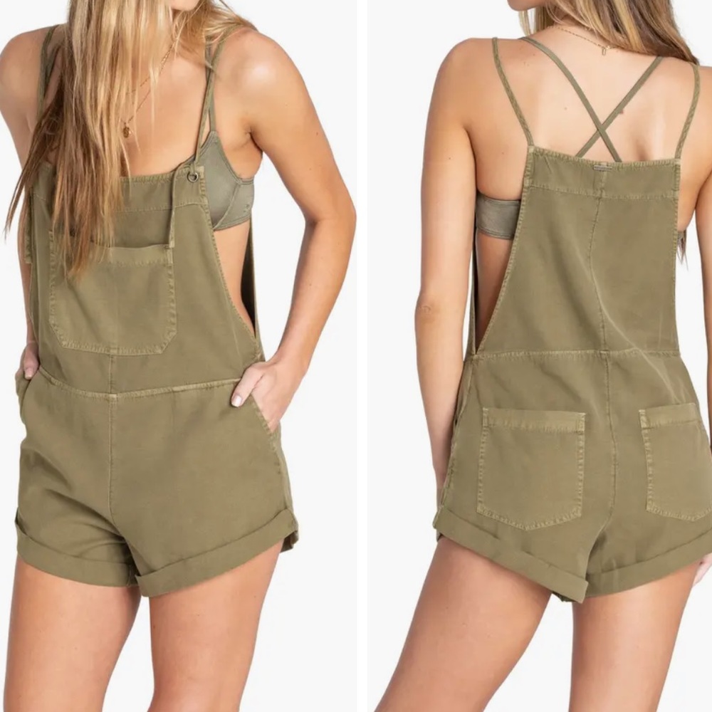 Billabong Wild Pursuit Overalls shorts romper size medium
